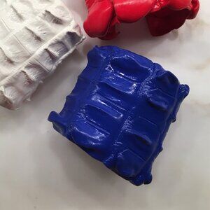 Ohne Titel Marayam Nassir Blue Alligator Cuff